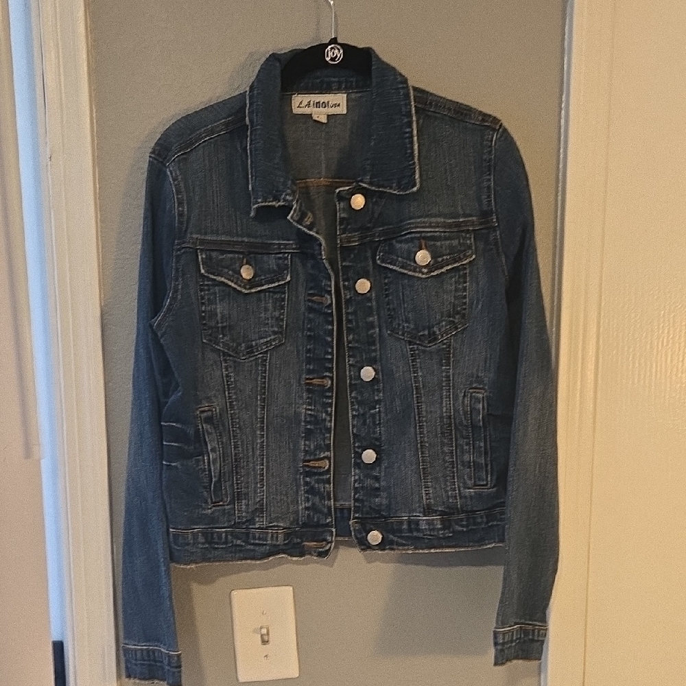 L.A. idol Classic Blue Denim Jean Jacket